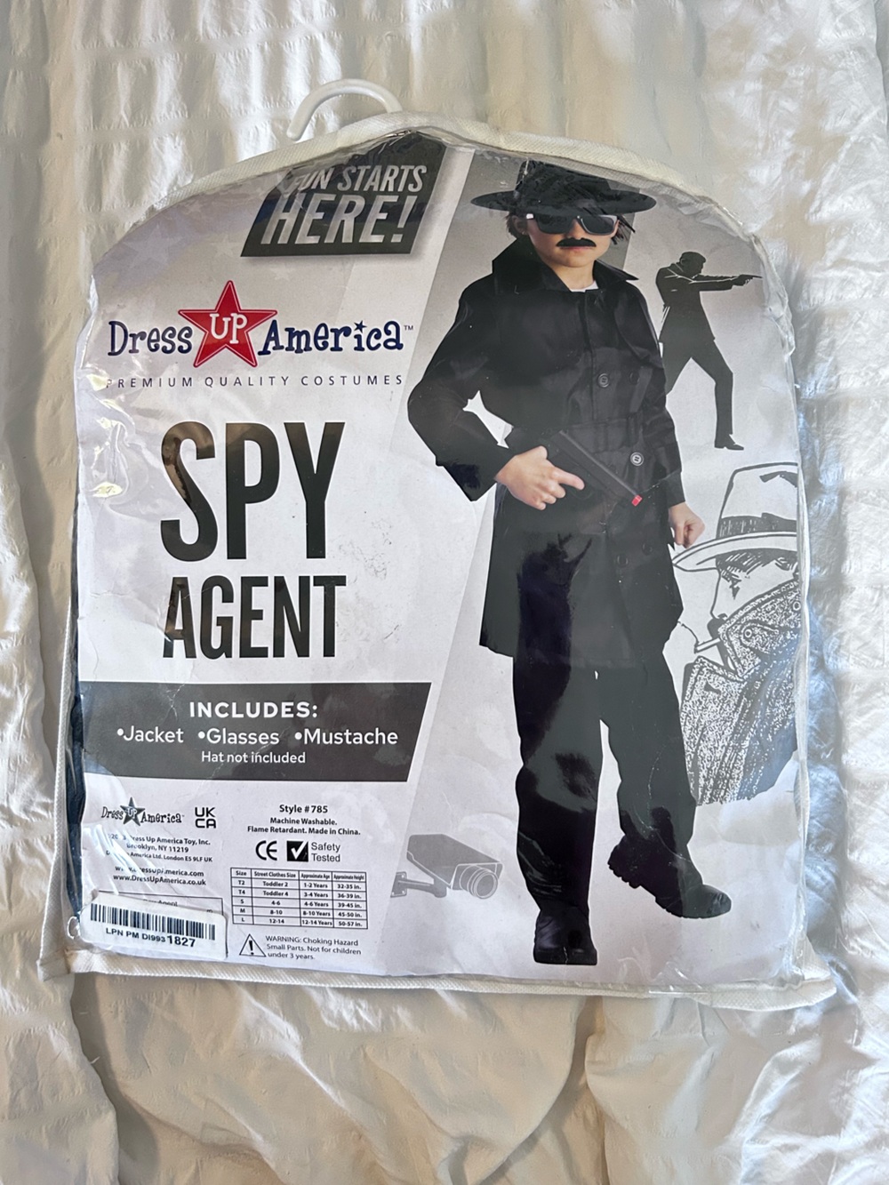 NWT Dress Up America Spy Agent Halloween Dress Up Costume Children’s Medium 8-10